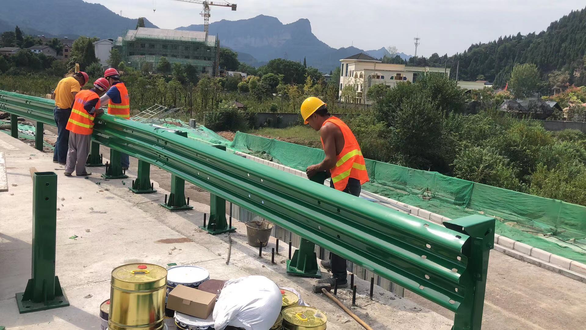 汶川县高速公路波形护栏热镀锌波形护栏 - 推荐